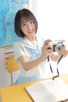 蜜桃精品免费久久久久影院